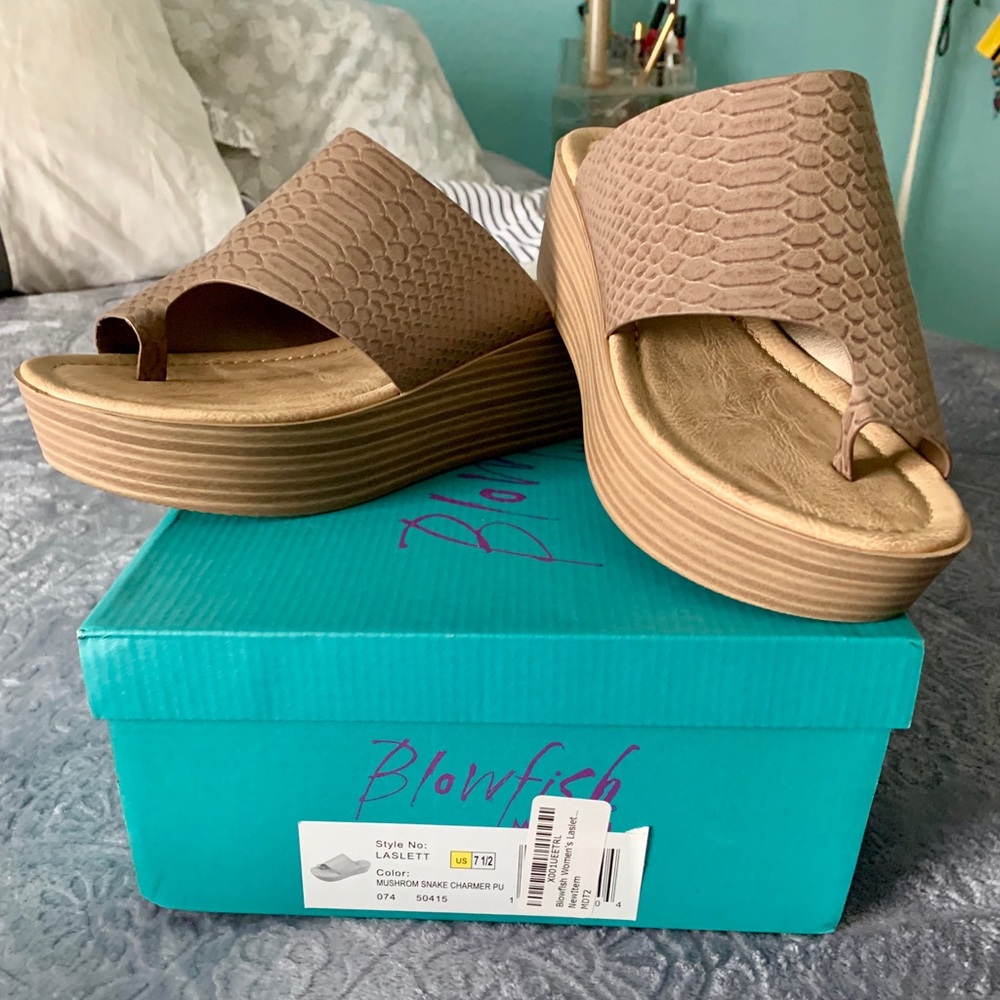 Blowfish wedge sandal